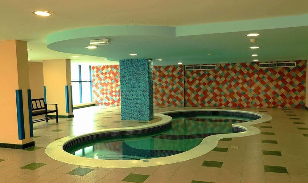Arcadia Hotel Suites Sharjah Exterior foto